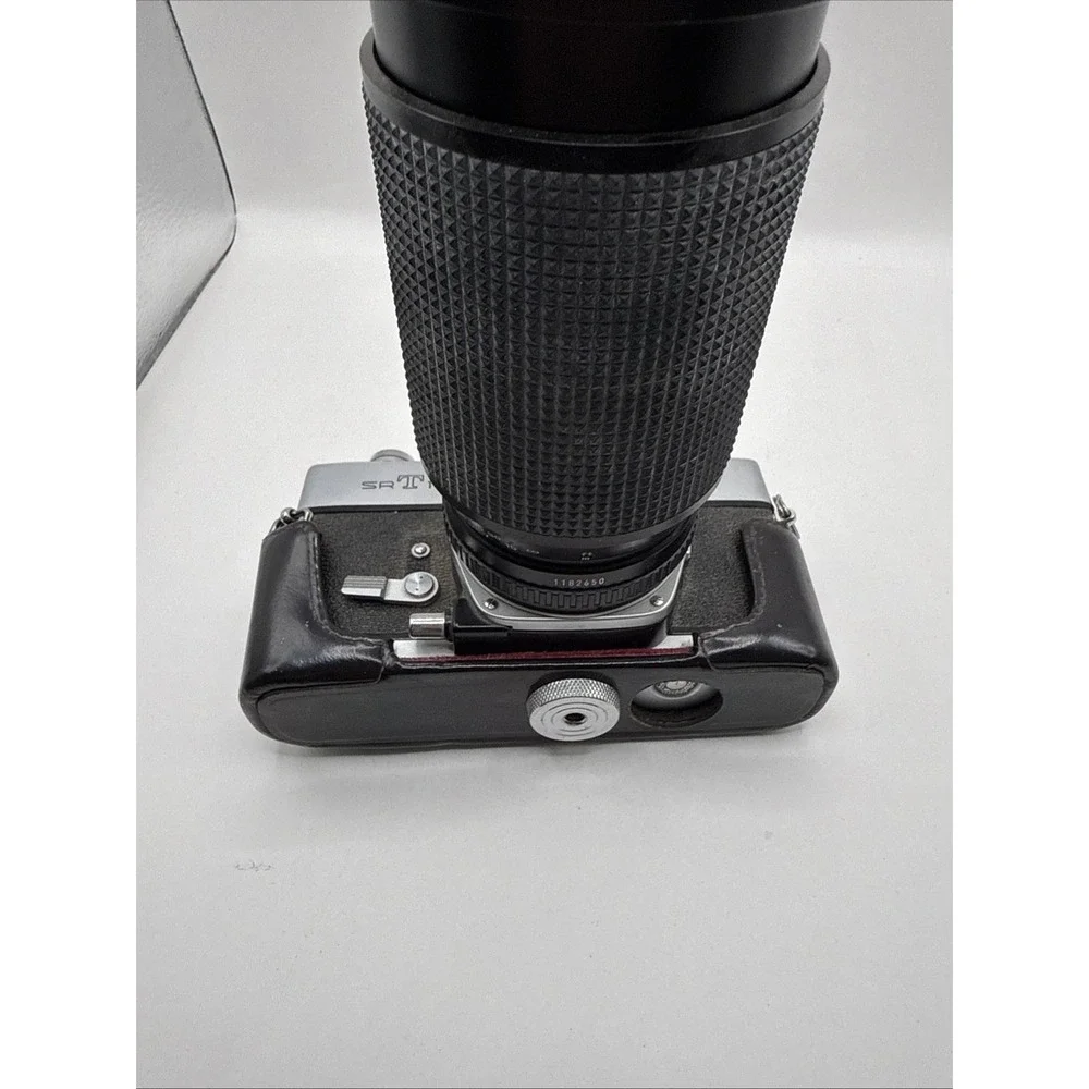Minolta SRT 101 Silver 35mm SLR Film Camera W/ MD Zoom‎ 70-210mm 1:4 Lens Tested